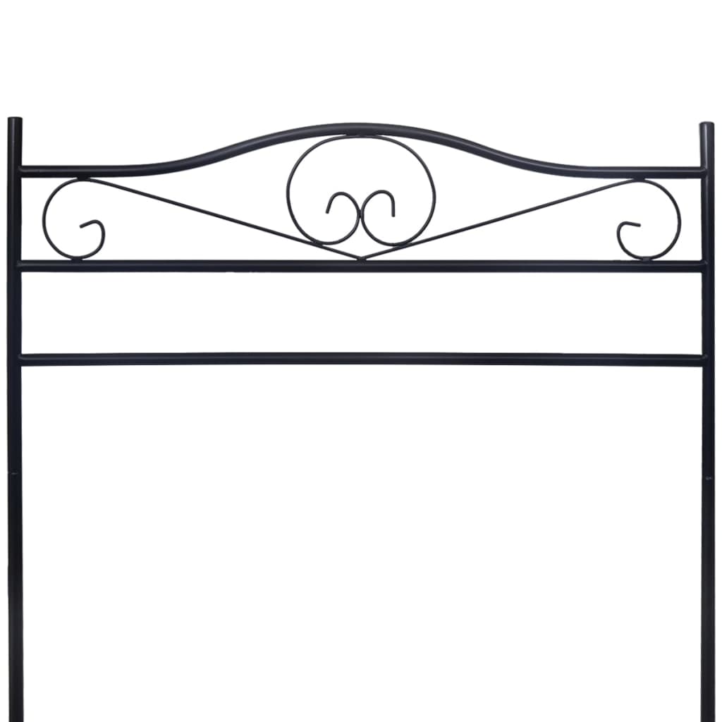 Черная стальная вешалка для одежды