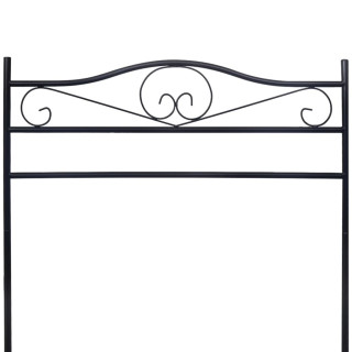 Черная стальная вешалка для одежды