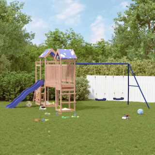 õue mänguväljak, ebatsuuga puit