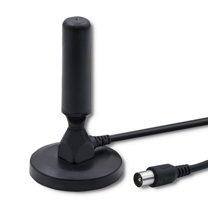 Qoltec DVB-T2 toaantenn teleri kõrval