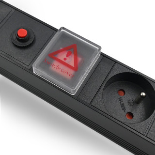 Qoltec Overvoltage power strip for RACK 19" with CB | 1U | 16A | PDU | 8xFRENCH | 2m