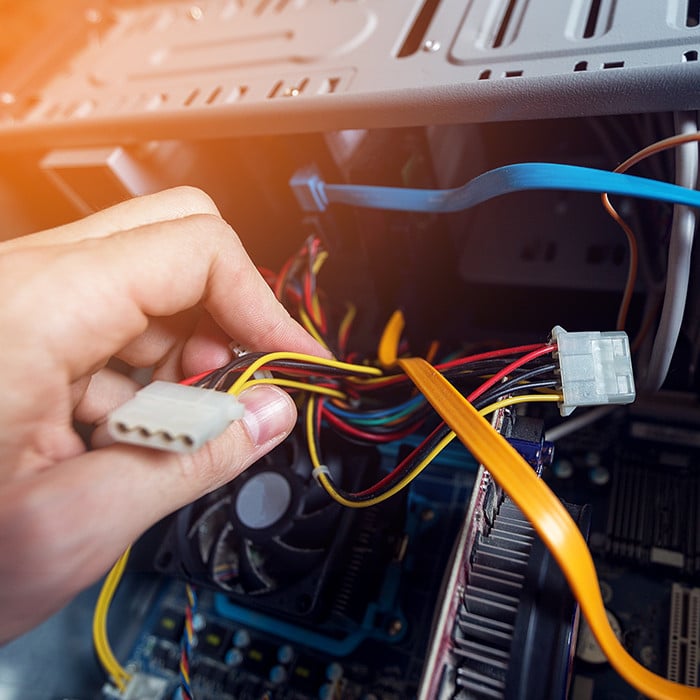 Qoltec Cable adapter POWER MOLEX | 2xSATA | 0.2m