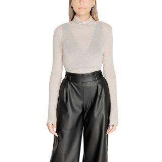 CLERÈ Vest Naine