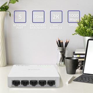 Qoltec Network SWITCH | 5 x RJ45 port | 1000Mbps | Fast Ethernet | LAN