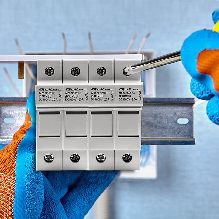 Kahepooluseline 2P 1000V DC kaitsme alus fotogalvaanilisele süsteemile