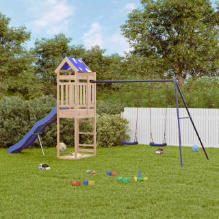 открытая игровая площадка, сосновый лес